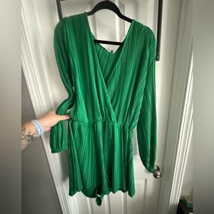 Boohoo Green Belted Romper Size 22